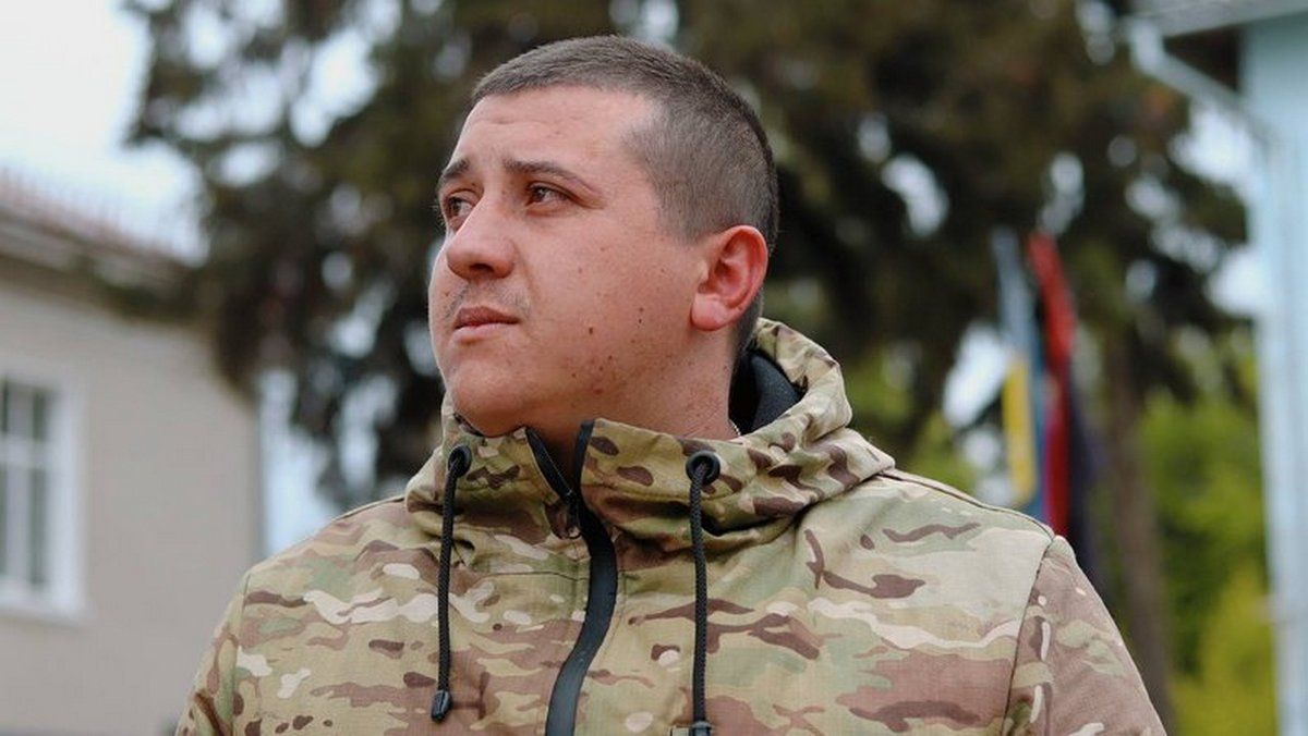Боєць Іван Гоголь з Коломийщини: “Це — неправильно, що військовий, який відвоював, розносить повістки”