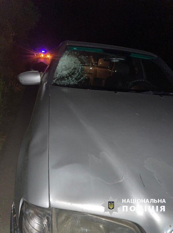 На Коломийщині водій "Mercedes" на смерть збив 14-річну дівчину 1