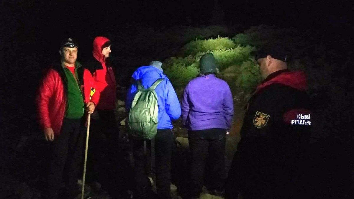 Під час спуску з Говерли заблукали туристки