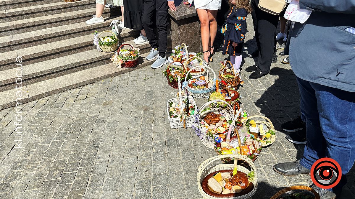 Як освячували паски в Коломиї? Фоторепортаж з храмів міста 4