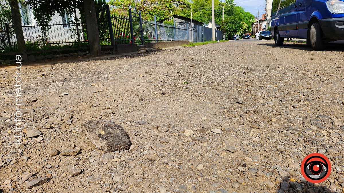 На вулиці Тарабалки у Коломиї підсипалу одну з найпроблемніших ділянок 3