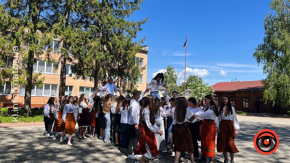 У Коломийському педколеджі пройшов фестиваль гаївок рідного краю 7