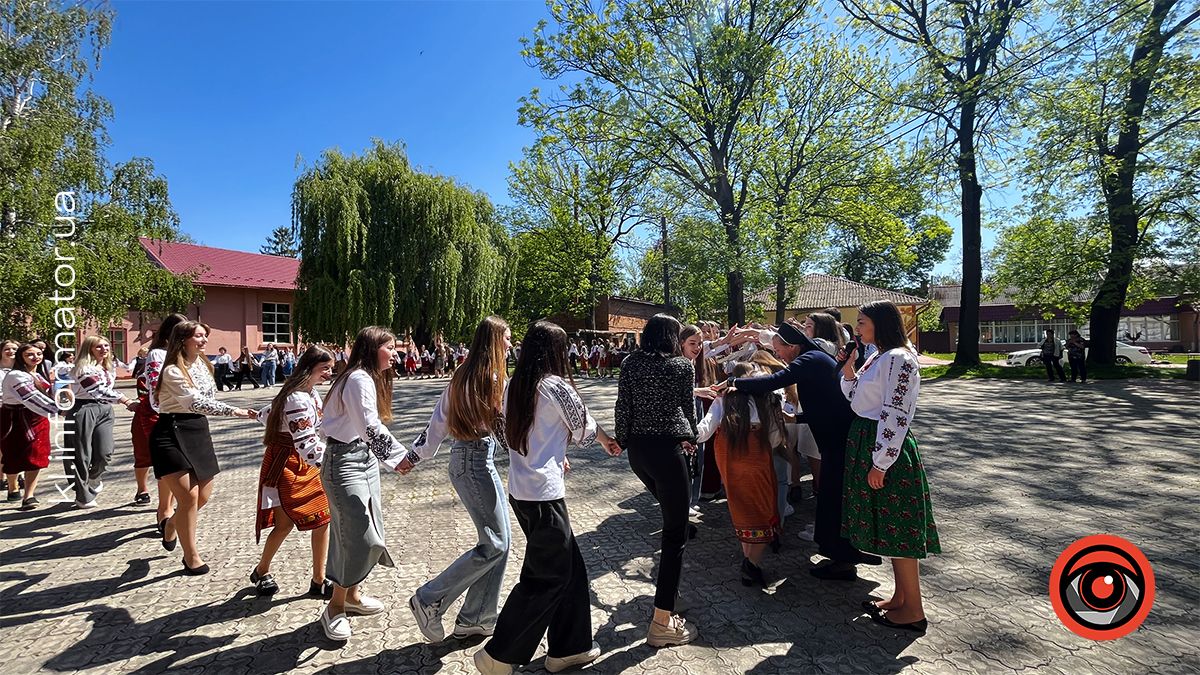 У Коломийському педколеджі пройшов фестиваль гаївок рідного краю 10