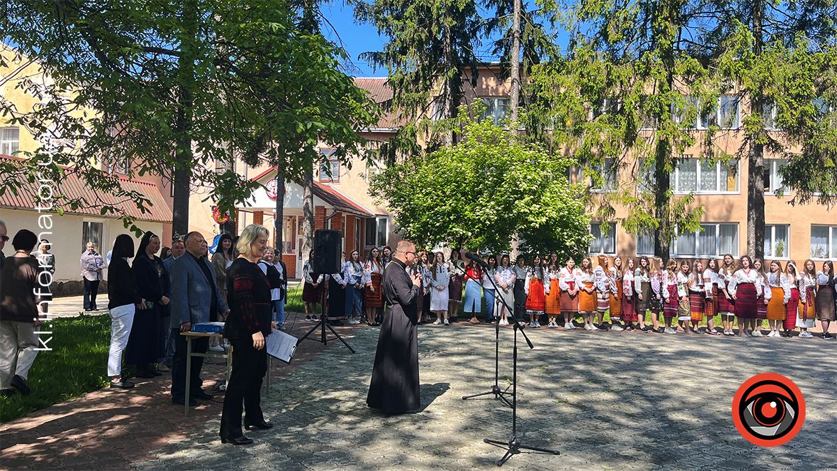 У Коломийському педколеджі пройшов фестиваль гаївок рідного краю 14