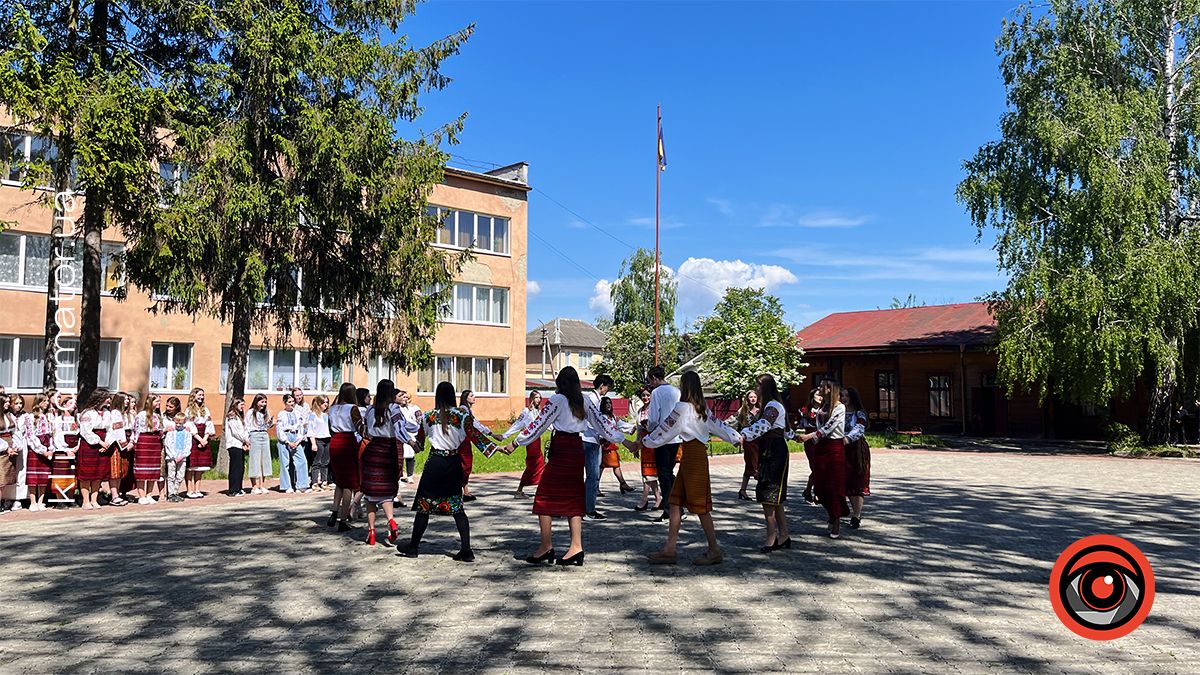 У Коломийському педколеджі пройшов фестиваль гаївок рідного краю 12