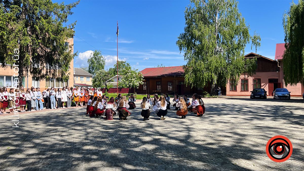 У Коломийському педколеджі пройшов фестиваль гаївок рідного краю 8