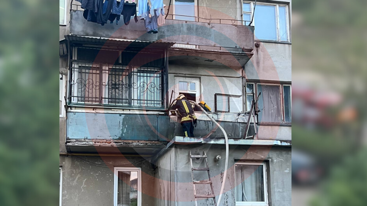 Надвечір у Коломиї палала квартира у багатоповерхівці 1