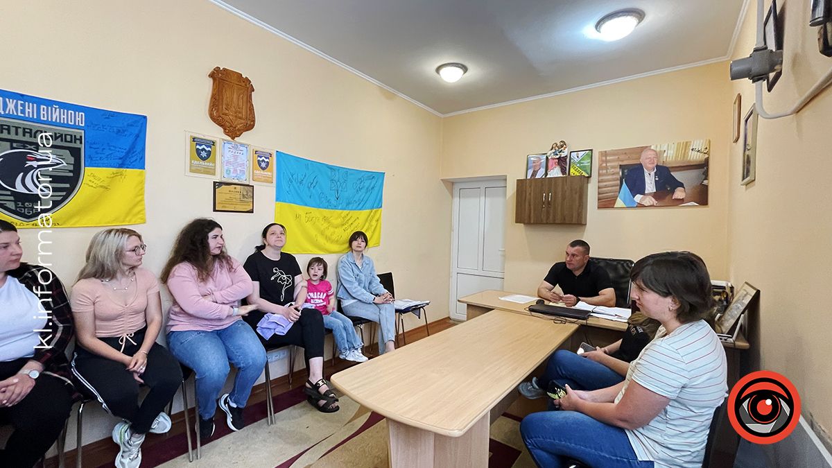 Конфлікт у Матеївецькій громаді: батьки з села Тростянка протестують проти закриття школи 5