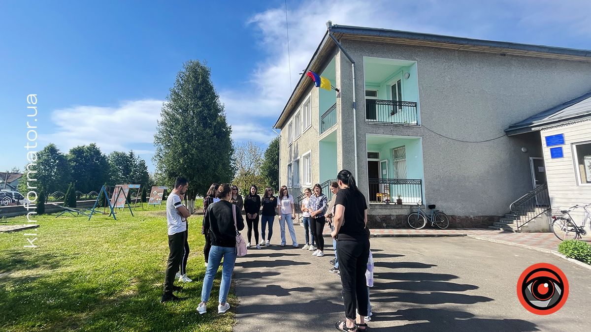 Конфлікт у Матеївецькій громаді: батьки з села Тростянка протестують проти закриття школи