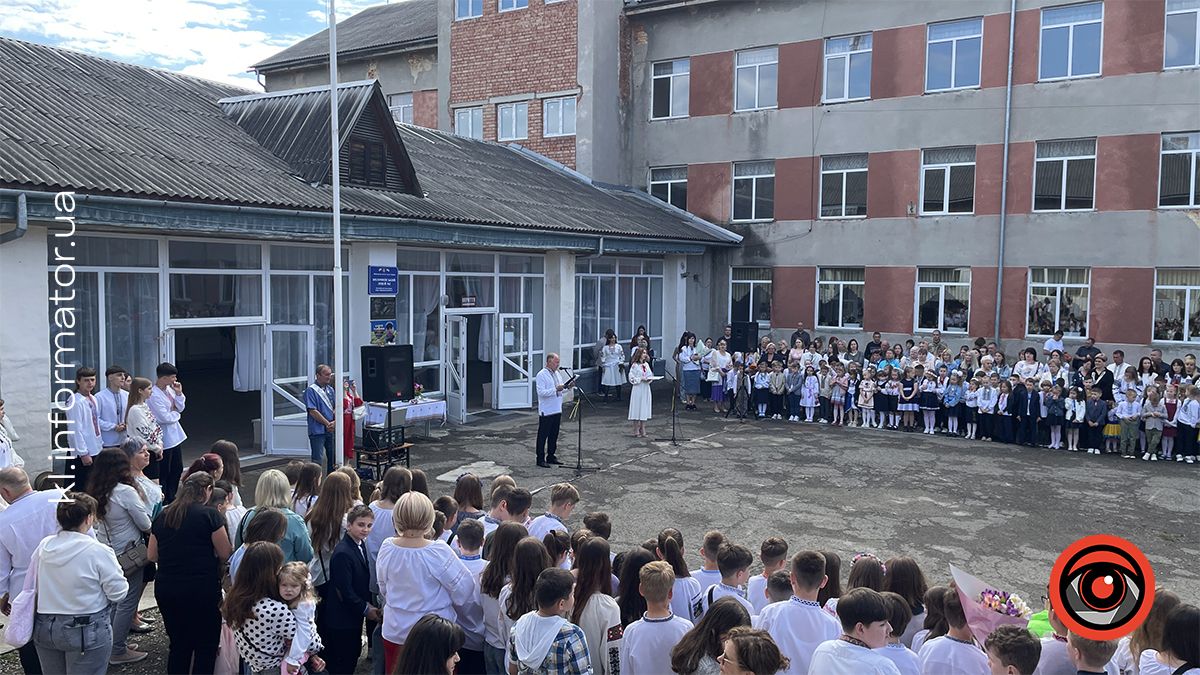 На канікули: останній дзвінок пролунав у Коломийському ліцеї №2 5