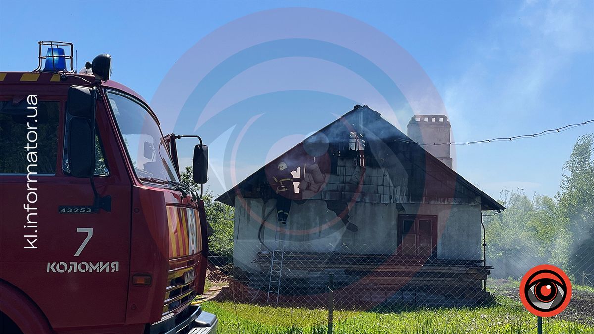 1 травня пообіді у селі Корнич під Коломиєю палав житловий будинок, майно вдалося врятувати тільки частково 4