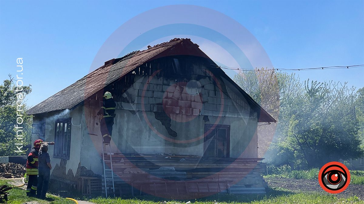 1 травня пообіді у селі Корнич під Коломиєю палав житловий будинок, майно вдалося врятувати тільки частково 6