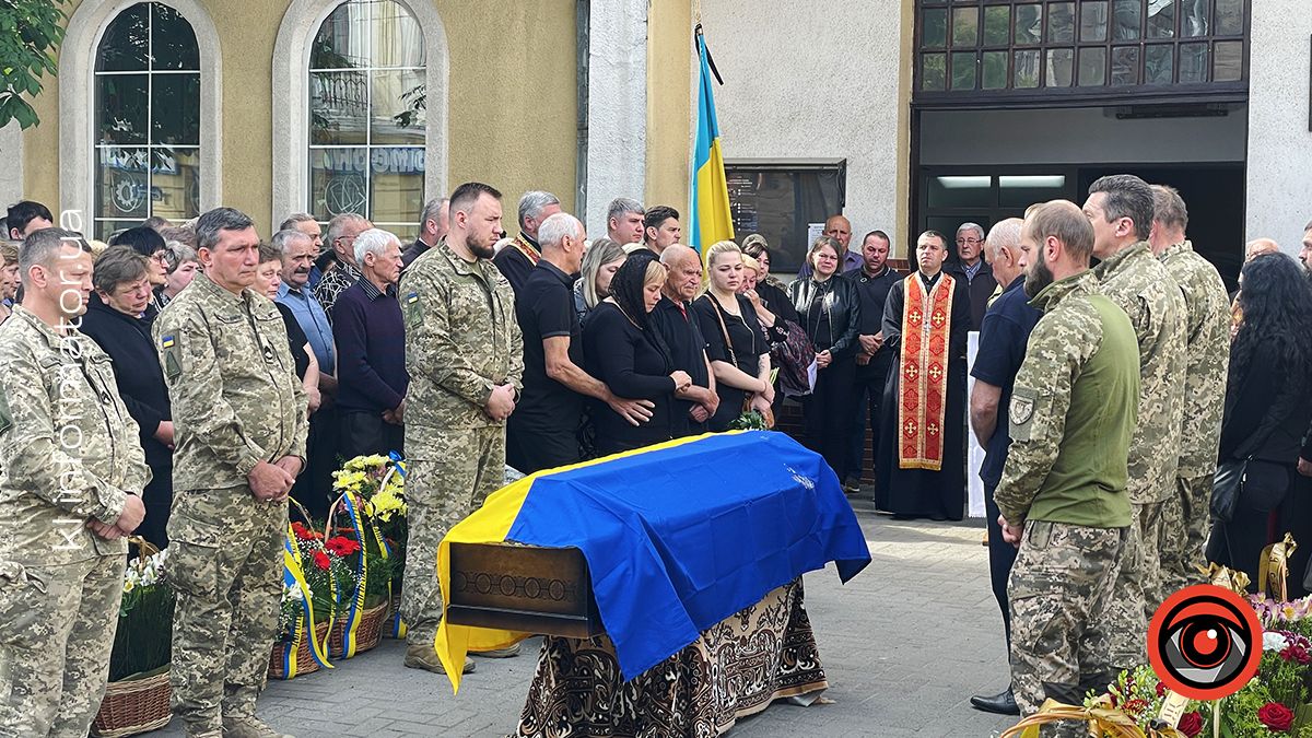 У Коломиї на вічний спочинок провели Героя Сергія Костюка 3