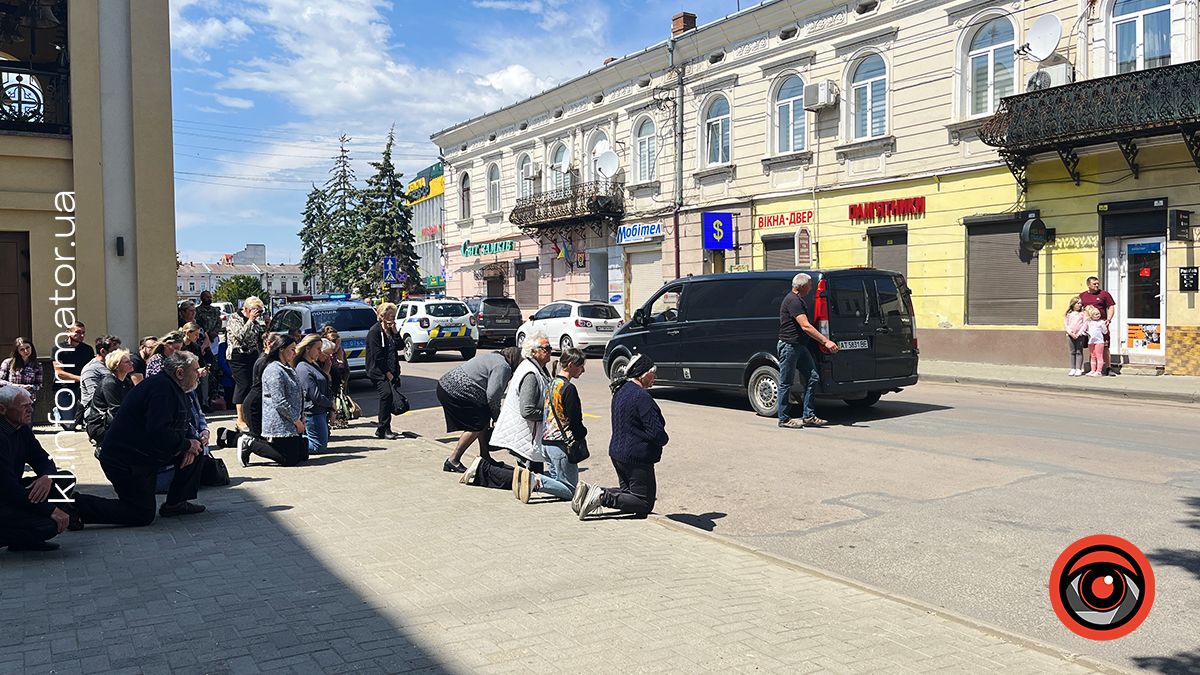 До рідної Коломиї назавжди повернувся Герой Сергій Костюк 2
