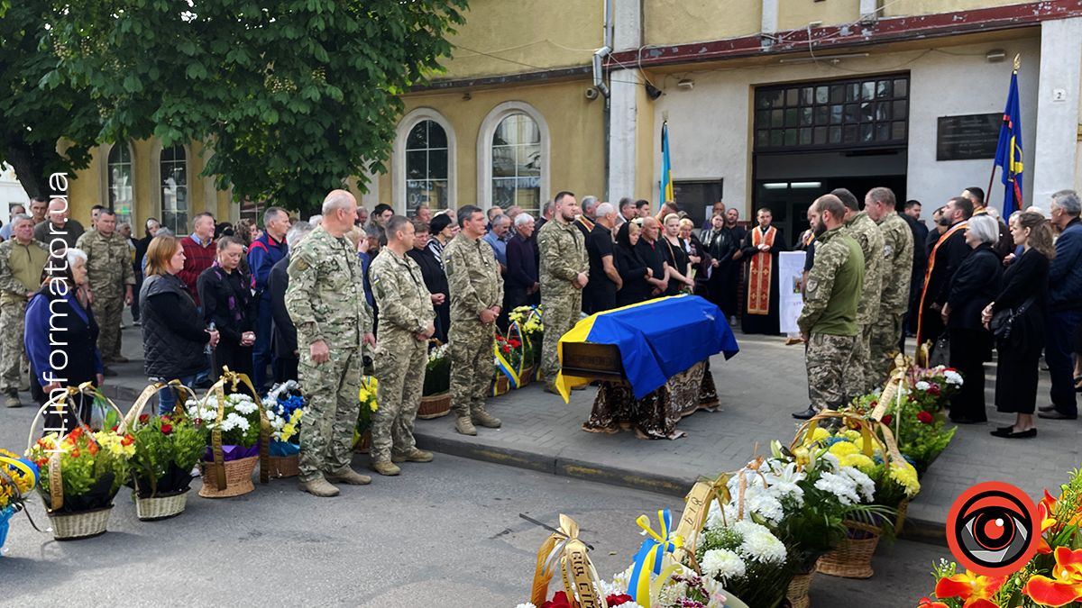 У Коломиї на вічний спочинок провели Героя Сергія Костюка 5