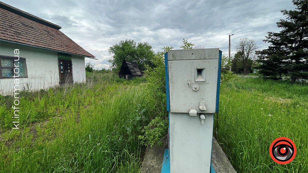 Ехо перебудови: як у Коломиї виглядає покинута АЗС 4