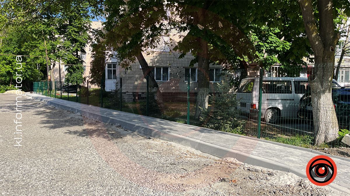 У Коломиї забрукували ще одну ділянку тротуару за понад 170 тисяч гривень 2