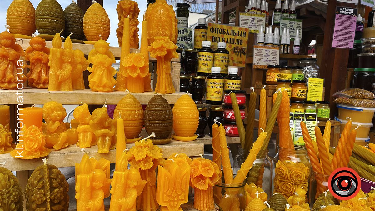 Свічки: більші по 100-200 грн