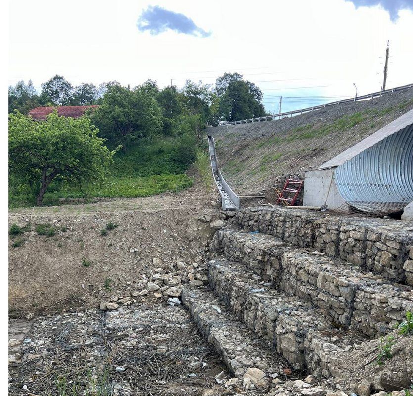 У Стопчатові взялись капітально ремонтувати міст 1