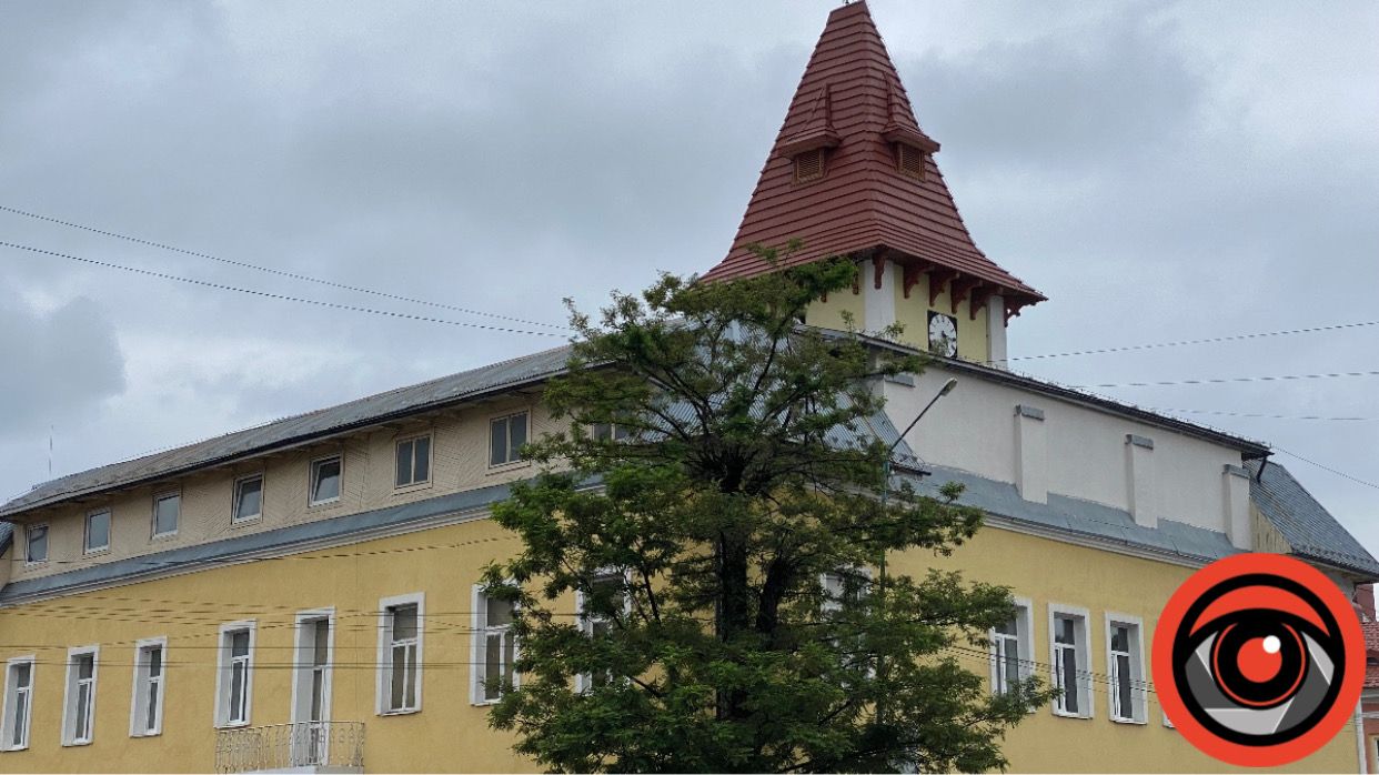 Місто у передгір'ї Карпат | Прогулянка вулицями Надвірної 9