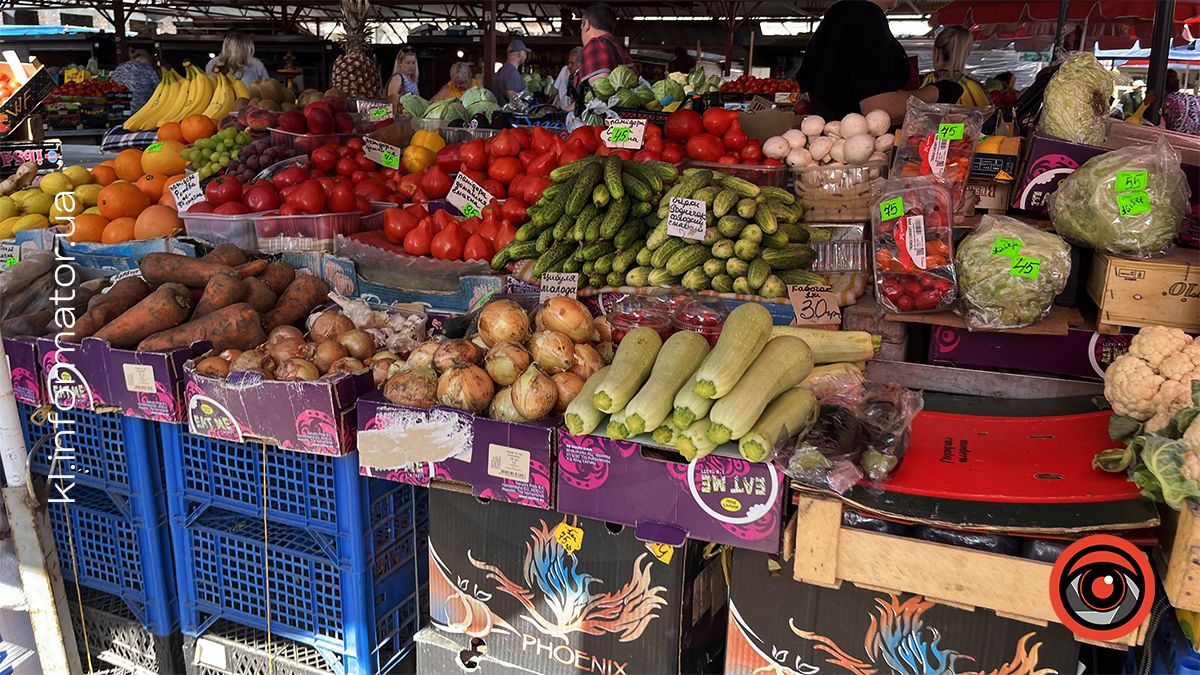 Скільки коштують свіжі овочі на ринку в Коломиї 8 червня 3