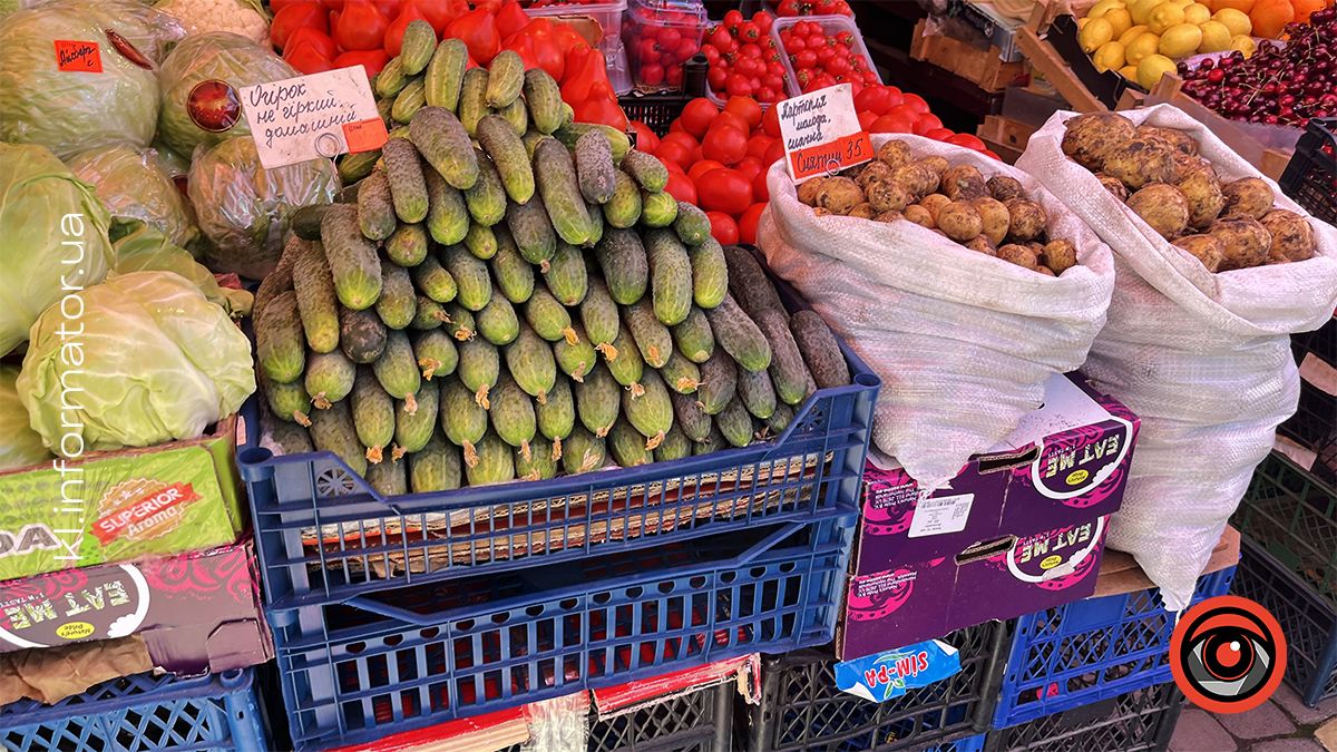 Скільки коштують свіжі овочі на ринку в Коломиї 8 червня 2