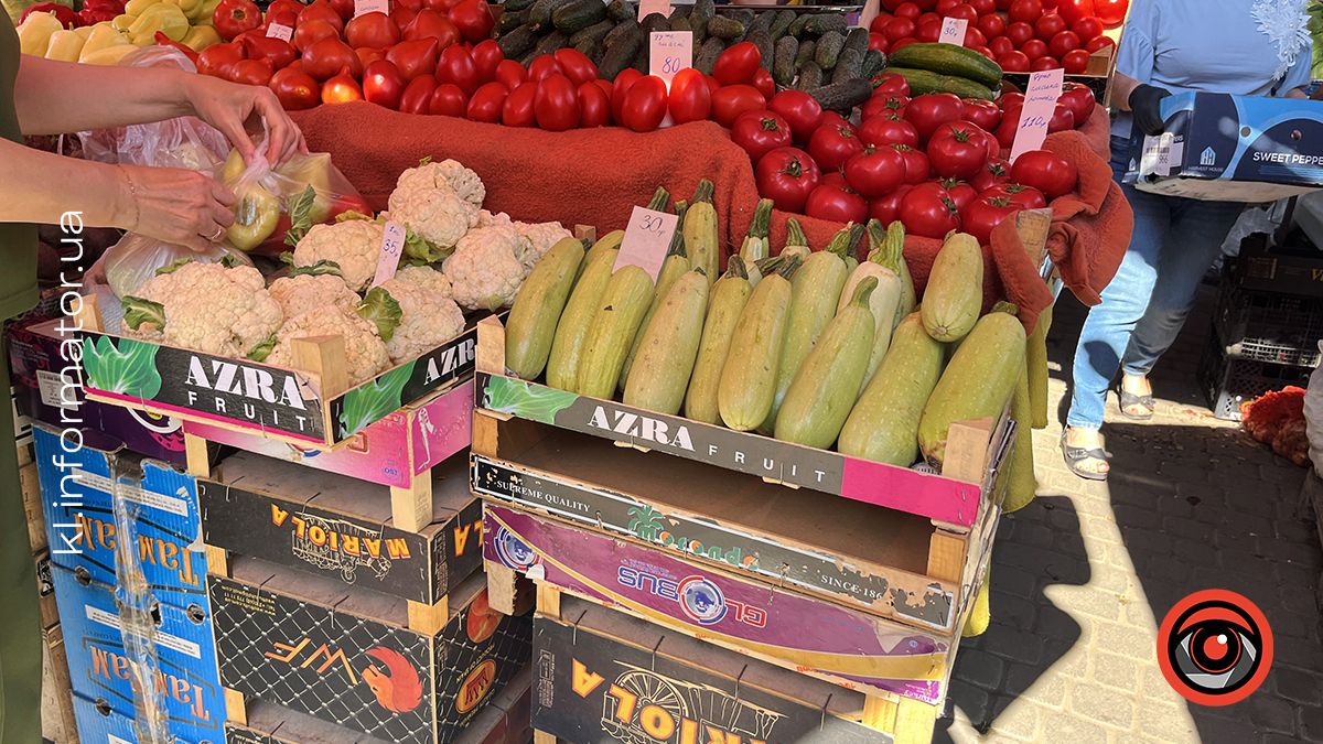 Скільки коштують свіжі овочі на ринку в Коломиї 8 червня 4