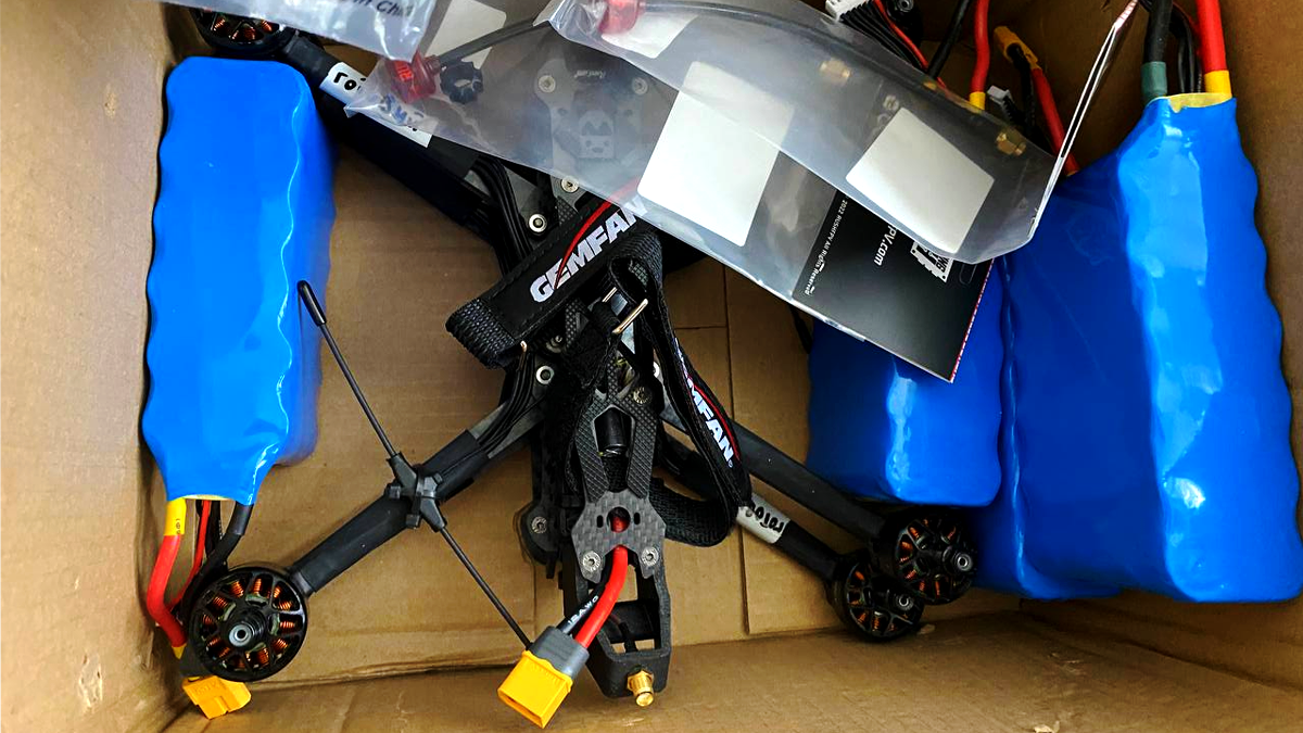 Ще 15 дронів вирушило на передову від Городенківської громади 2