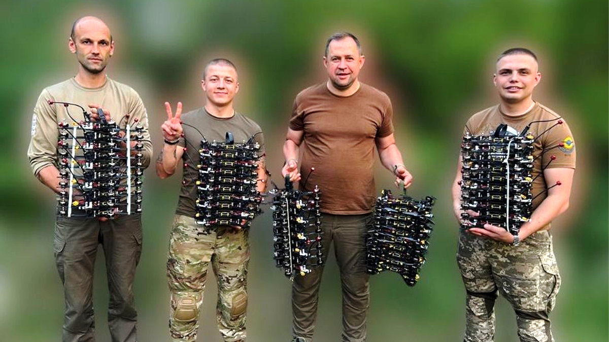 Едельвейсам передали перші 122 дрони, які придбали в межах ініціативи «Сотня для «десятки» 1