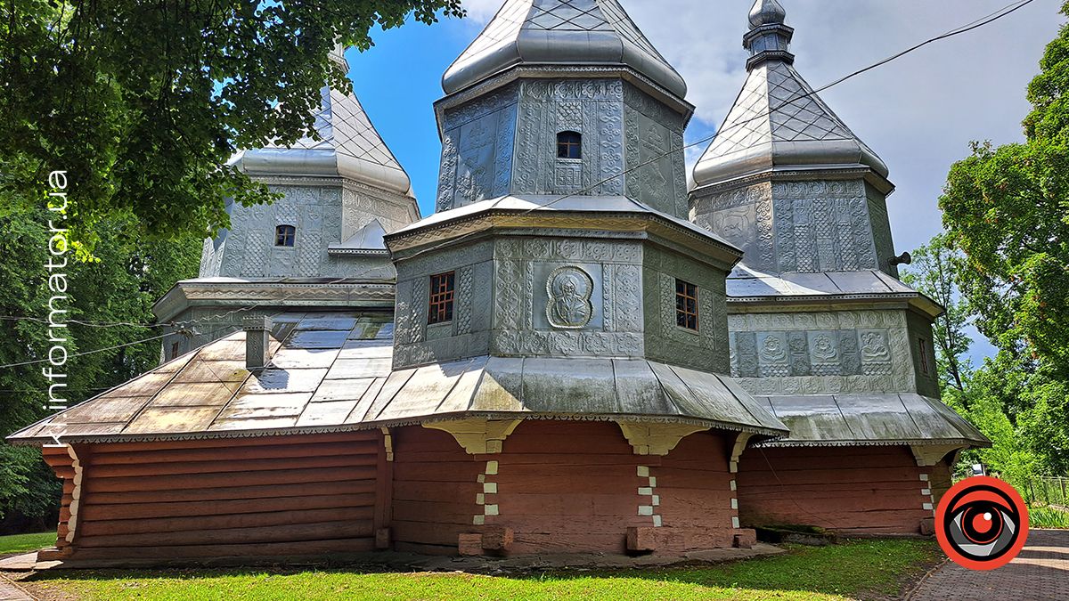 Скарби Коломийщини: Церква Різдва Пресвятої Богородиці у Нижньому Вербіжі. Фоторепортаж 1