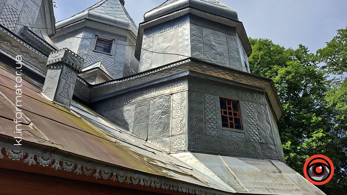 Скарби Коломийщини: Церква Різдва Пресвятої Богородиці у Нижньому Вербіжі. Фоторепортаж 4