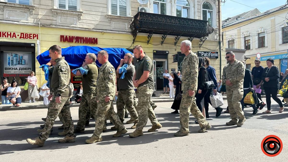 В Коломиї в останню путь провели Героя Любомира Фудалю 2