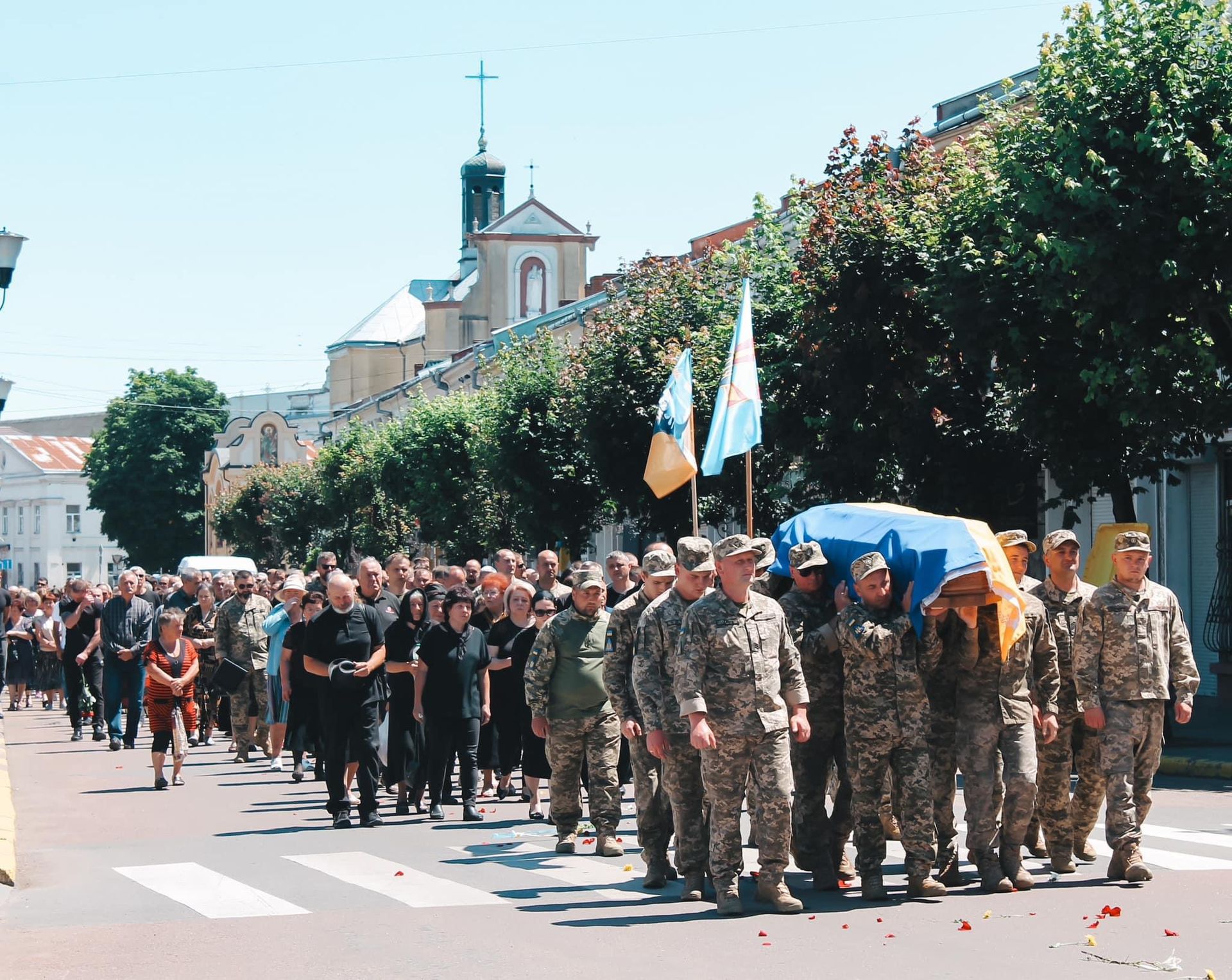 У Коломиї навіки попрощалися із молодим Героєм Орестом Приймачуком 5