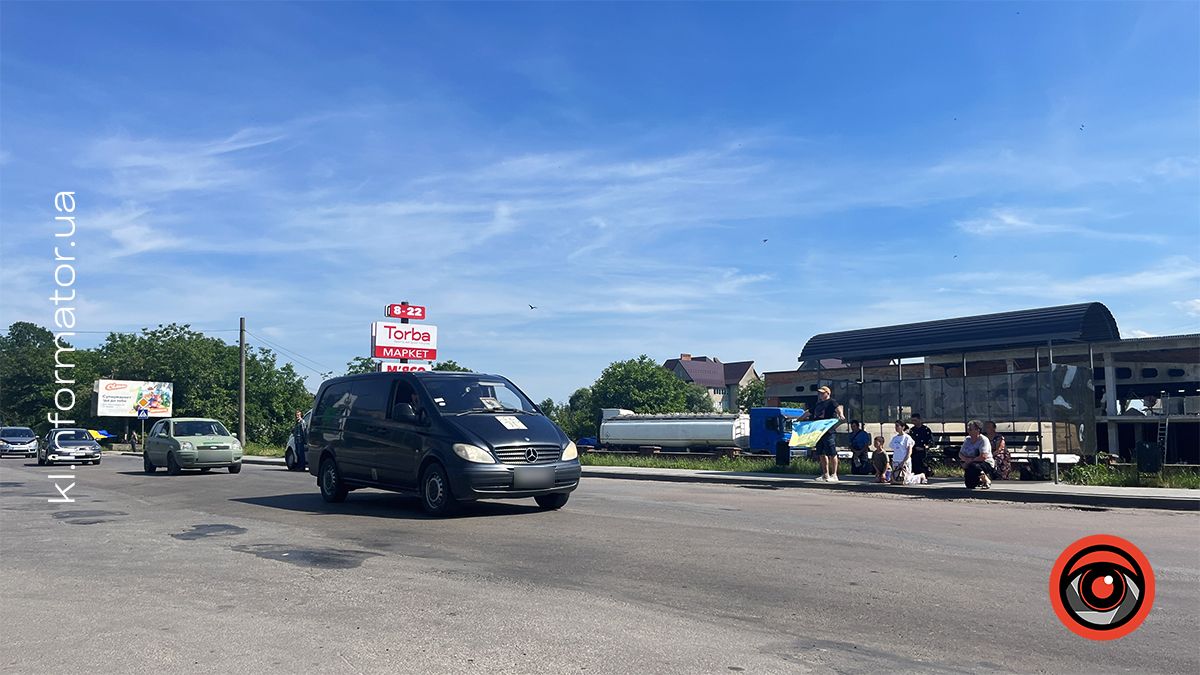 До Коломиї назавжди повернувся загиблий захисник Андрій Батура 3