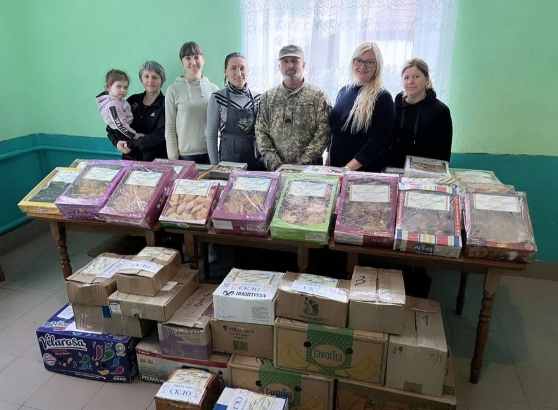 Як на Коломийщині педагогині готують та випікають для військових: інтерв'ю з волонтеркою Христиною Яцко 2