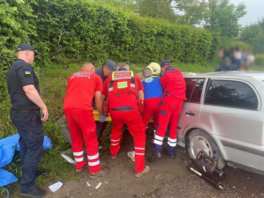 Моторошна ДТП у Печеніжині: розтрощено два автомобіля 2