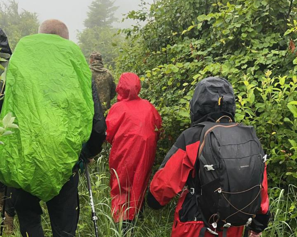 Порушникам, які заблукали в горах біля кордону, знадобилась допомога рятувальників 1