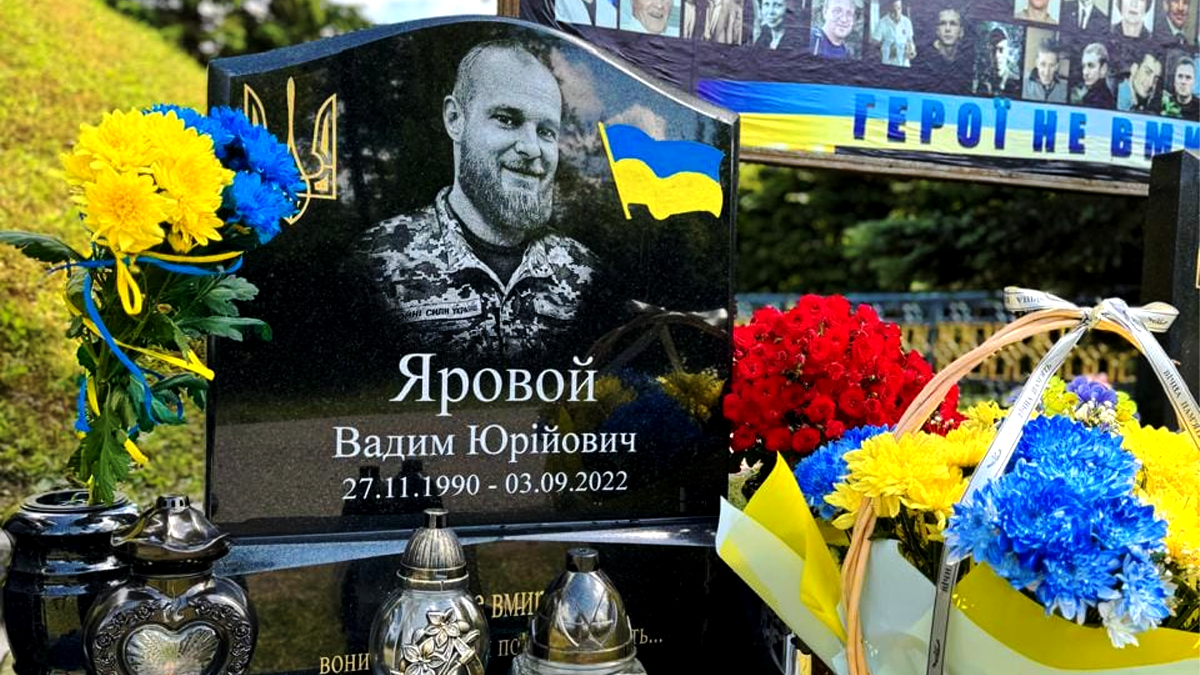 У Шешорах відкрили меморіали загиблим воїнам Вадиму Яровому та Юрію Іванишину 2