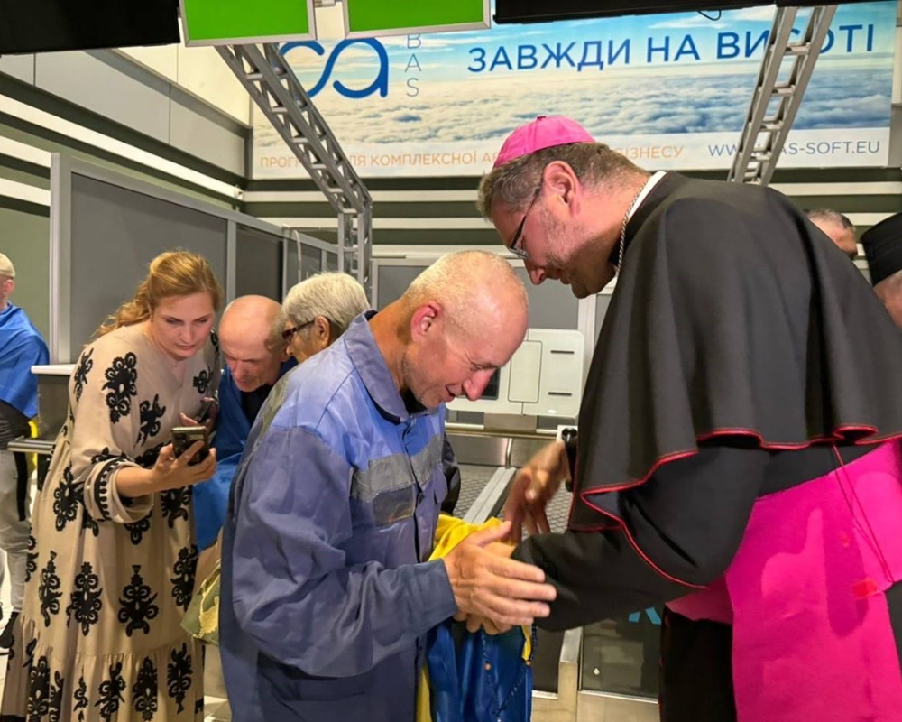 Двох священників УГКЦ повернули з ворожого полону 2