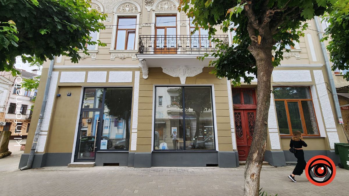 Коломийська кам'яниця на вул. Театральні, 21: помешкання розстріляного адвоката Ляхса, салон краси і природній кондиціонер в підвалі 4