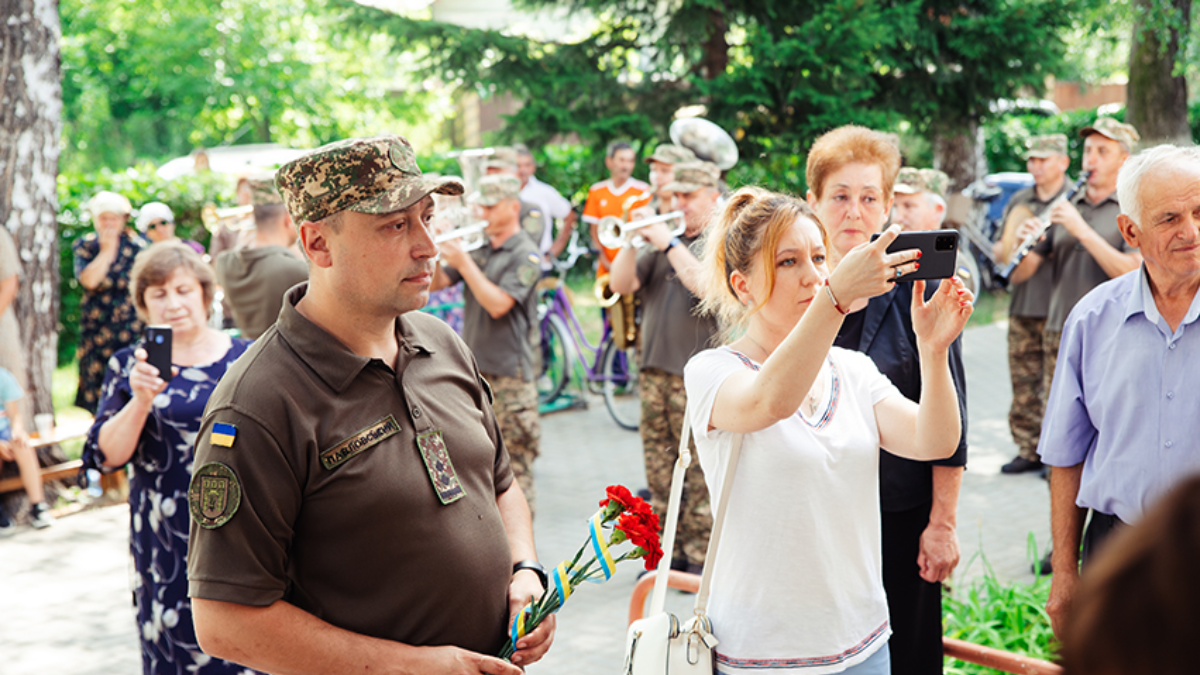 На Снятинщині відкрили меморіальну дошку полеглому нацгвардійцю 2