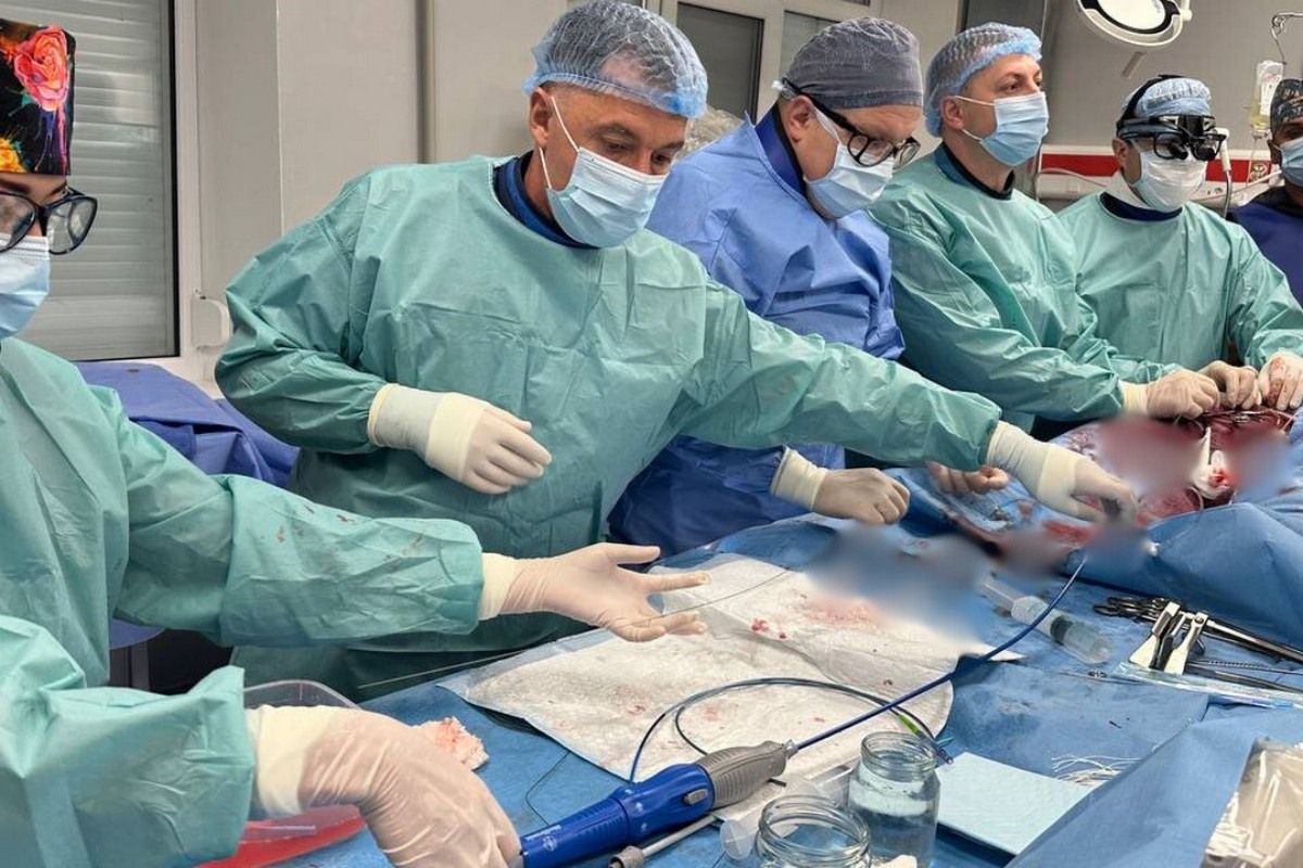 Замінили серцевий клапан через... надріз на стегні: прикапатські медики вдруге провели операцію за технологією TAVI 1