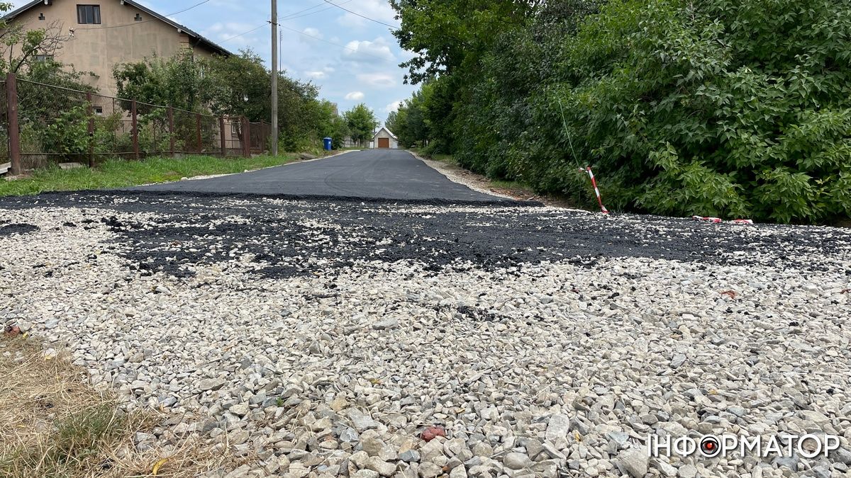Ремонт доріг у приватному секторі в Коломиї оминув кілька будинків сімей захисників | ВІДЕО 4