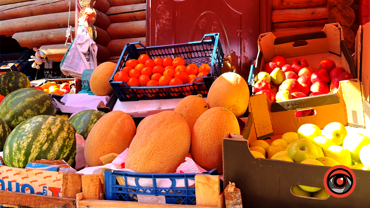 Скільки коштують кавун та диня на ринку в Коломиї на екваторі літа 3