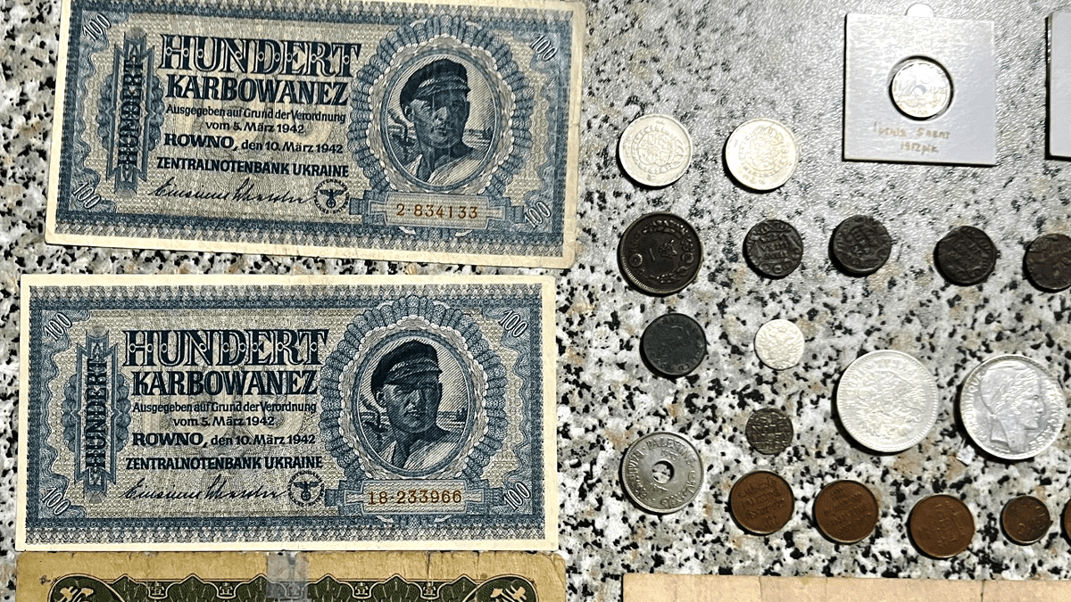 Вірменин хотів вивезти з України старовинні банкноти та монети 3