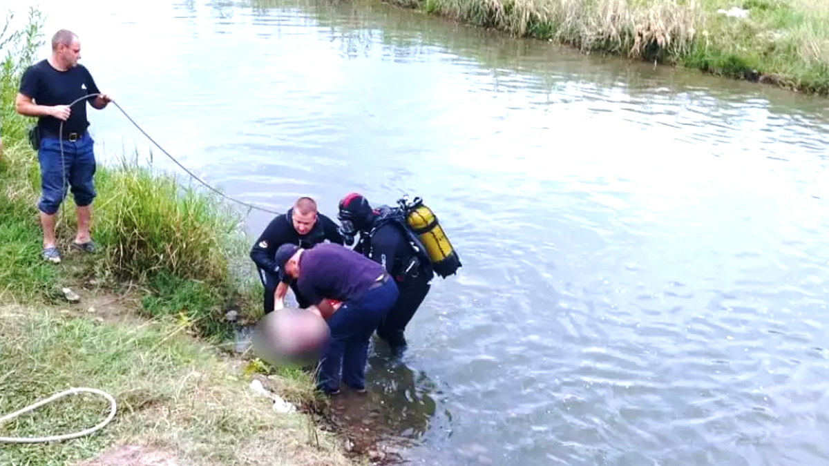 У Надвірній з річки витягли тіло 45-річного чоловіка 1