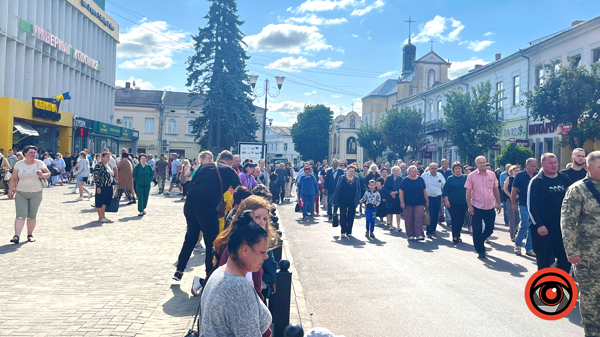 У Коломиї в останню путь провели захисника Павла Зозулю 4