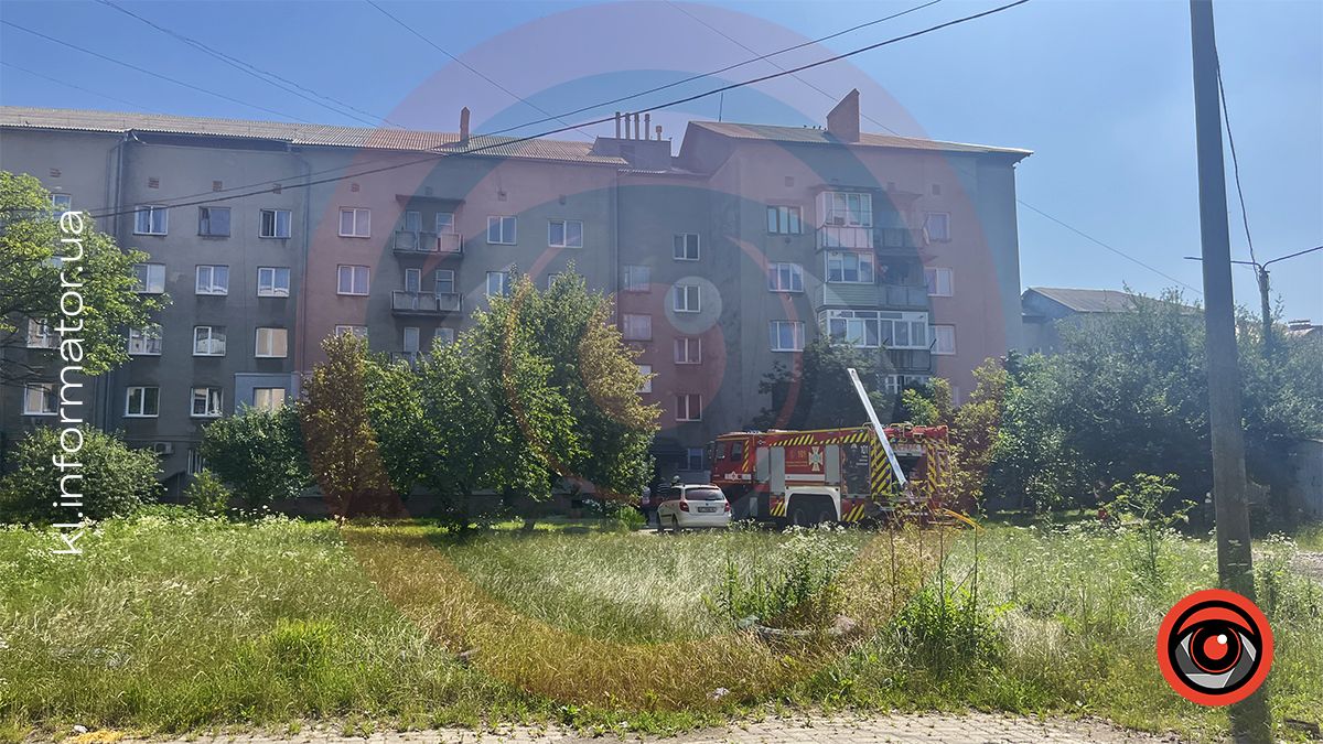 На вулиці Хмельницького в Коломиї сталося задимлення в квартирі багатоповерхівки 4