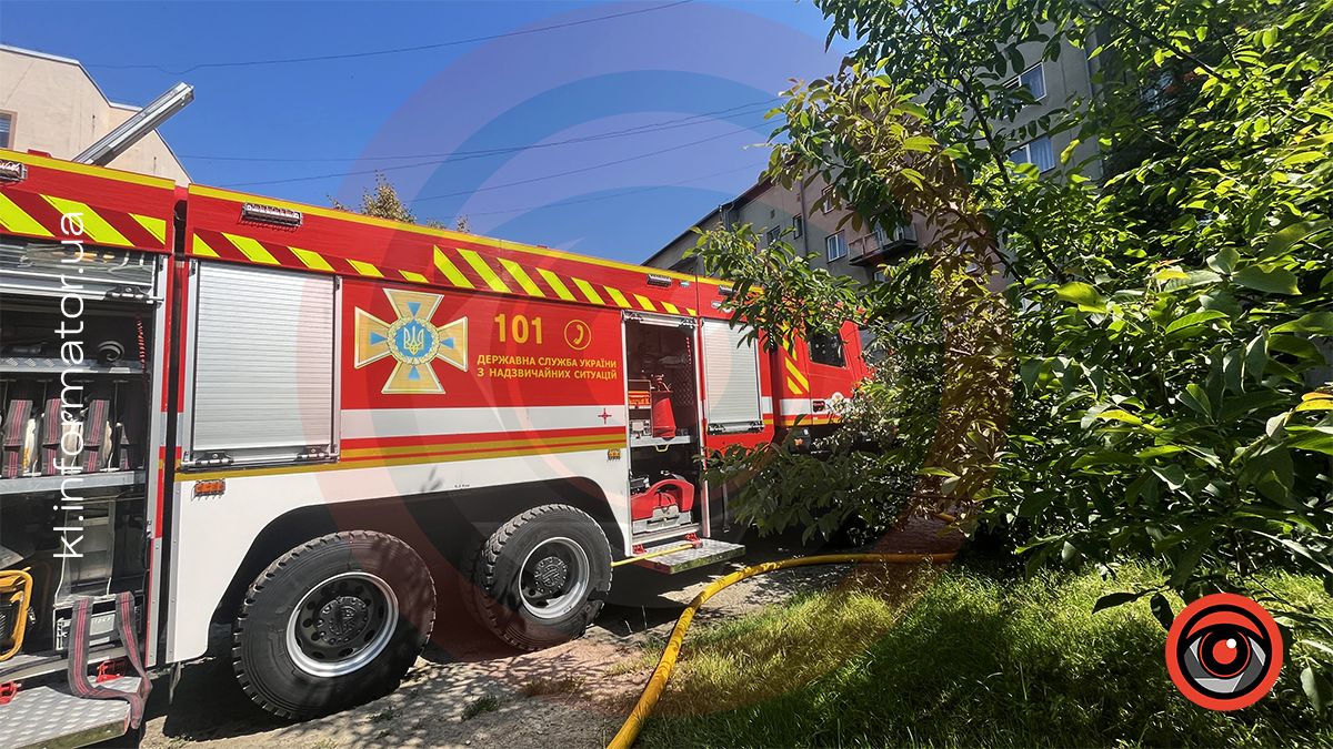 На вулиці Хмельницького в Коломиї сталося задимлення в квартирі багатоповерхівки 2