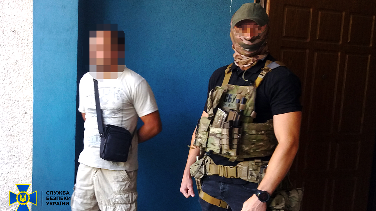 Мешканець Прикарпаття погодився "зливати" ворогу стратегічні об'єкти. Він проведе у в'язниці 7 років 1